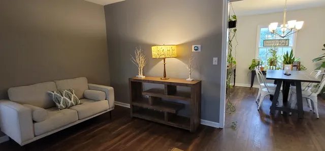 $385,000 | 700 Susan Street, Sycamore, IL 60178