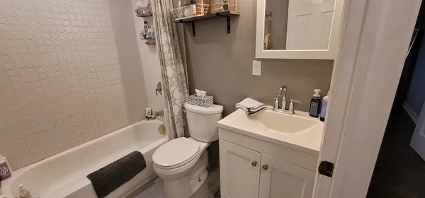 $385,000 | 700 Susan Street, Sycamore, IL 60178