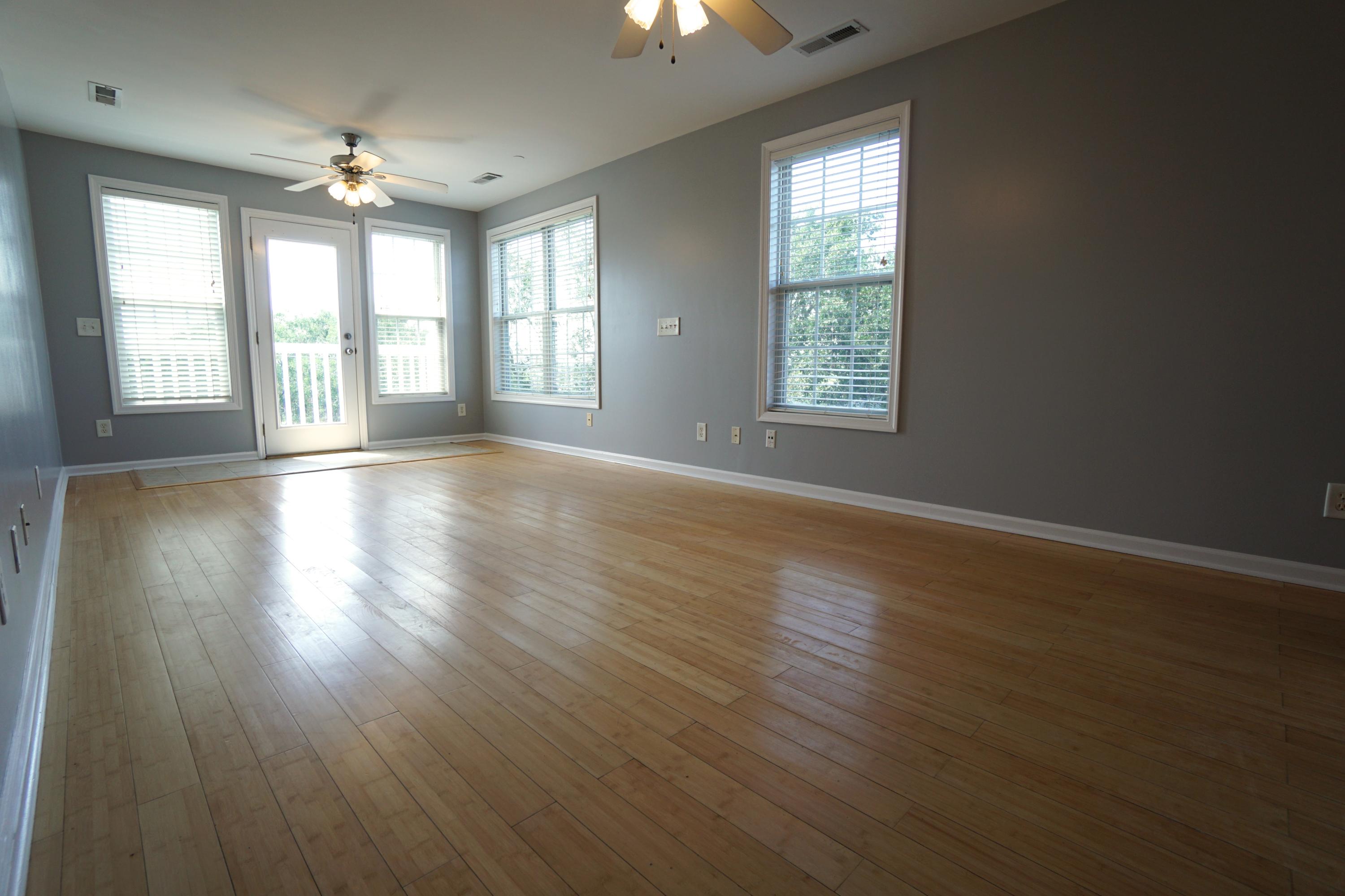 2262 Folly Road, Unit 2D Charleston, SC 29412 - Photo 3 of 13 Living Room