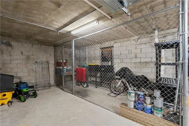 $725,000 | 221 La Peninsula Boulevard, Unit 221, Naples, FL 34113