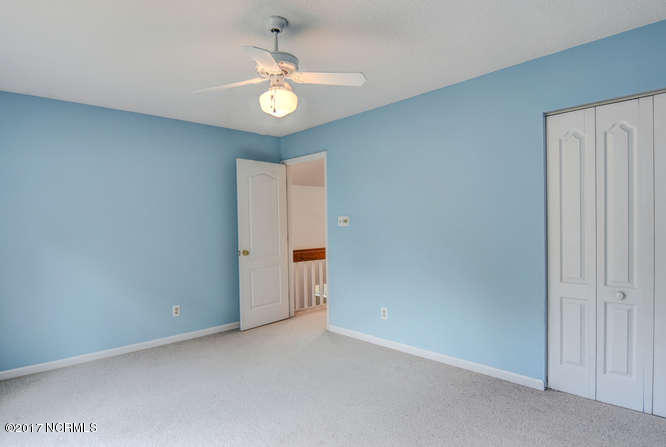 215 Ravenswood Road Hampstead, NC 28443 - Photo 32 of 52 215 Ravenswood Rd Hampstead NC-small-029