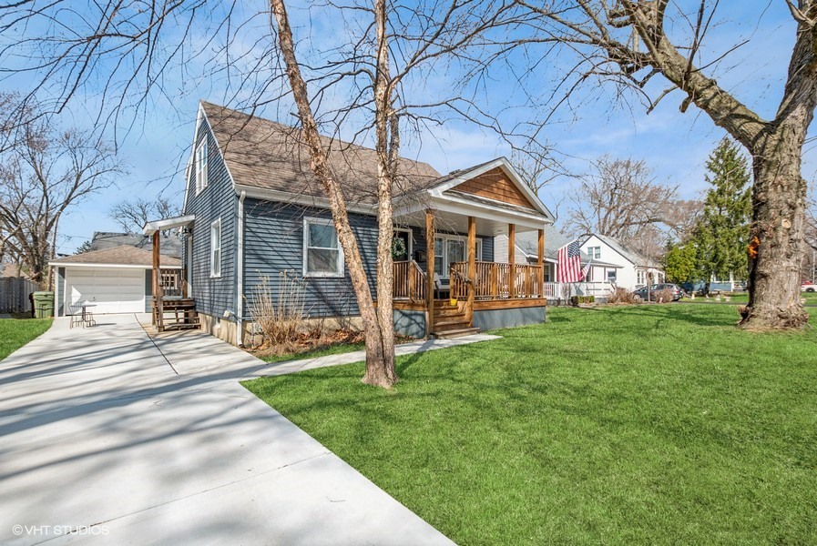 16932 Riverside Drive Tinley Park, IL 60477 - Photo 2 of 28