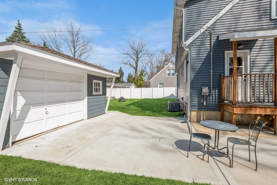 16932 Riverside Drive Tinley Park, IL 60477 - Photo 24 of 28