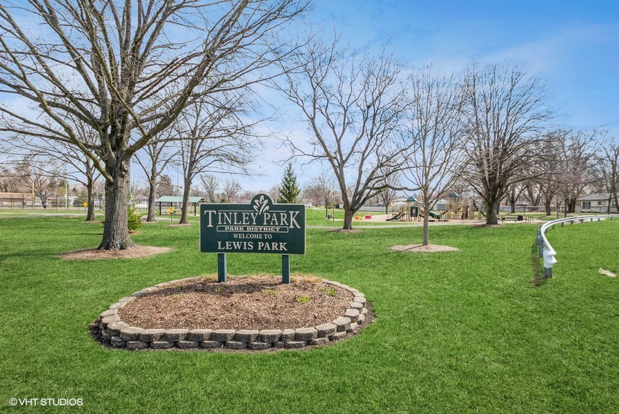 16932 Riverside Drive Tinley Park, IL 60477 - Photo 28 of 28