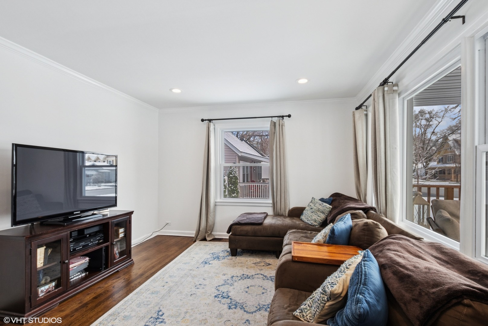 16932 Riverside Drive Tinley Park, IL 60477 - Photo 5 of 28