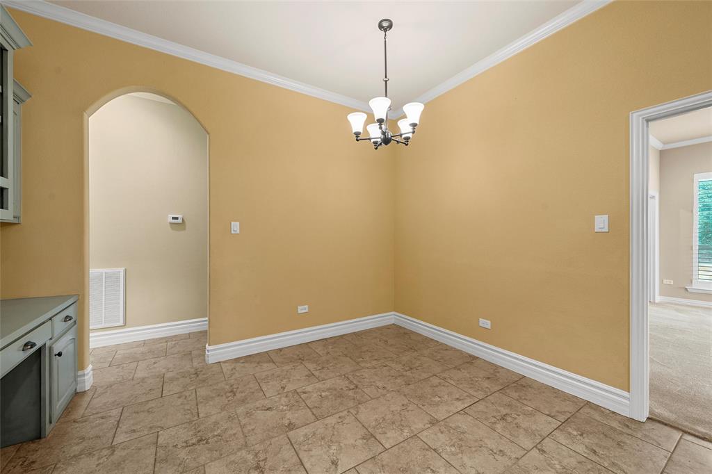 7030 Flagstone Circle Waco, TX 76657 - Photo 13 of 40 a view of a livingroom with a chandelier fan