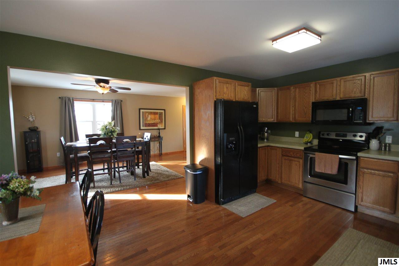 4500 Rives Eaton Road Rives Junction, MI 49277 - Photo 2 of 29 Eat-in Kitchen