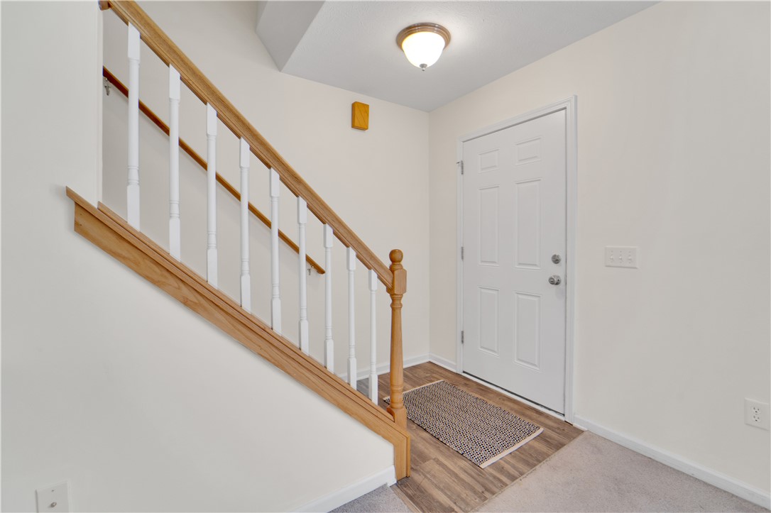 221 Leicestershire Road Irondequoit, NY 14621 - Photo 21 of 36