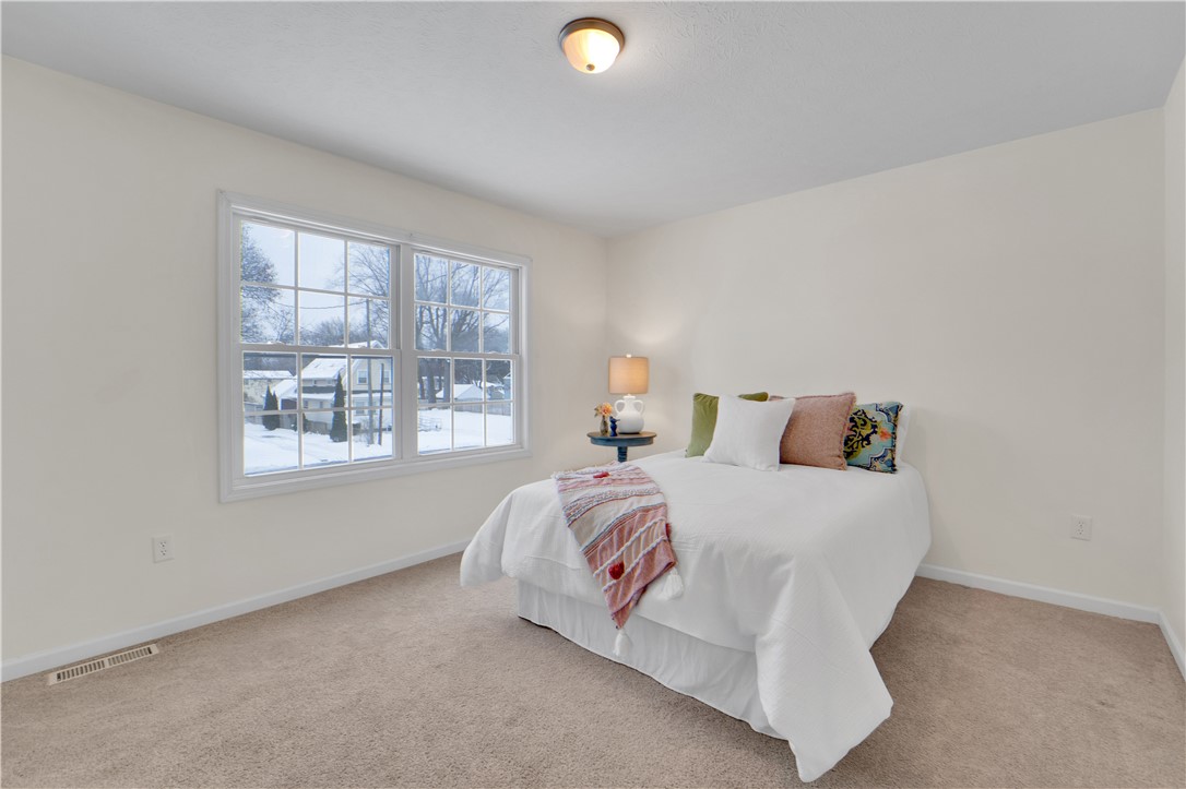 221 Leicestershire Road Irondequoit, NY 14621 - Photo 26 of 36