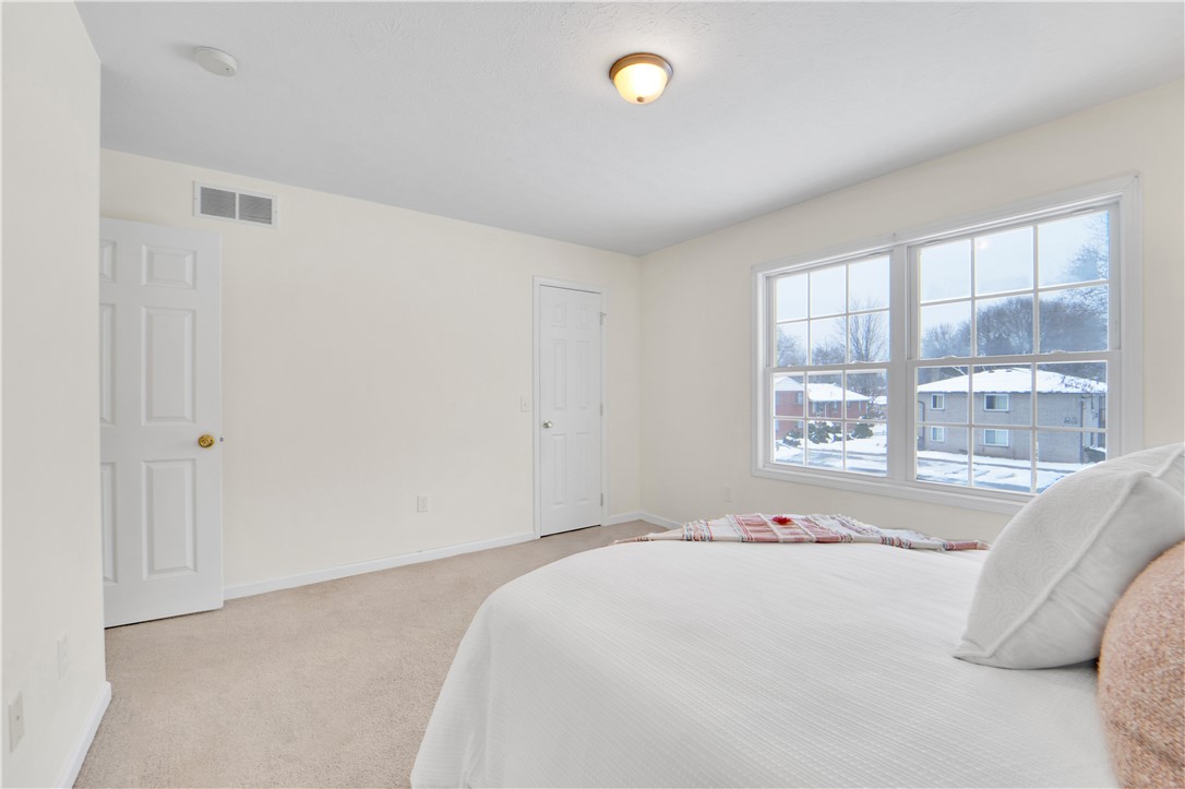 221 Leicestershire Road Irondequoit, NY 14621 - Photo 27 of 36