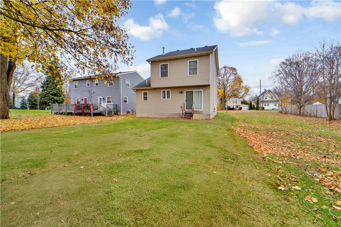 221 Leicestershire Road Irondequoit, NY 14621 - Photo 33 of 36