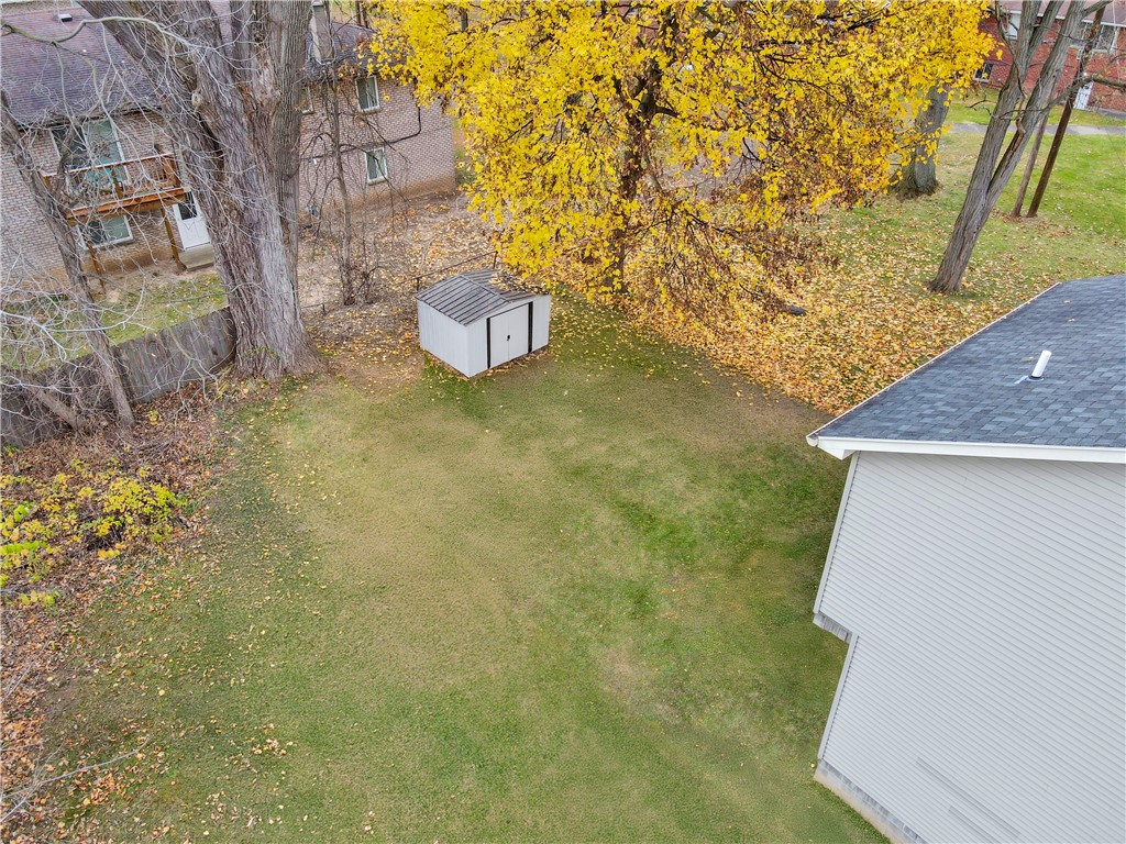 221 Leicestershire Road Irondequoit, NY 14621 - Photo 34 of 36