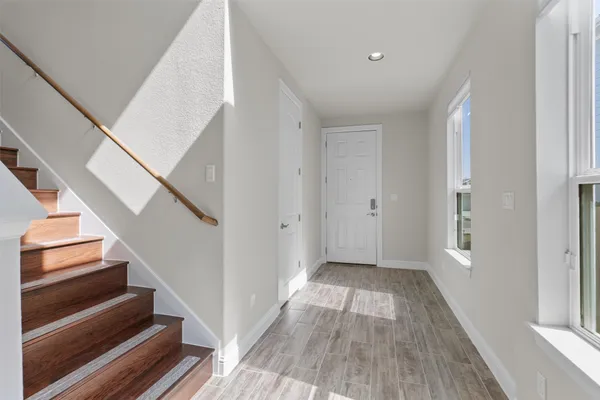 $2,100 | 205 Riverhill Drive, Georgetown, TX 78628