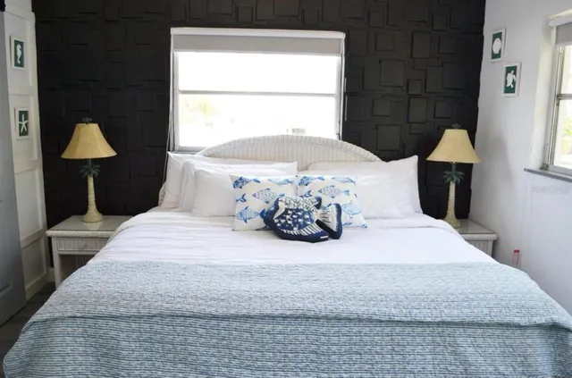 $2,250 | 3675 Gulf Boulevard, Unit 4, St. Pete Beach, FL 33706