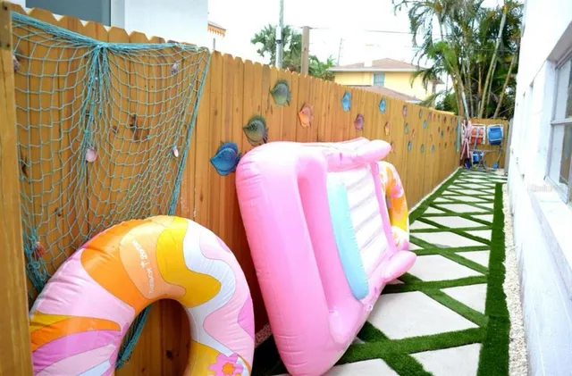 $2,250 | 3675 Gulf Boulevard, Unit 4, St. Pete Beach, FL 33706