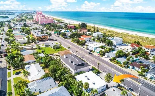 $2,250 | 3675 Gulf Boulevard, Unit 4, St. Pete Beach, FL 33706