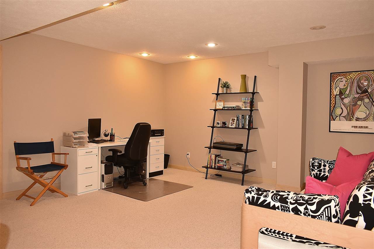 6498 Mission Ridge Traverse City, MI 49686 - Photo 28 of 32 1886144-27.JPG