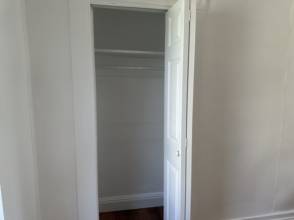 14 Hooper Street, Unit 3 Worcester, MA 01605 - Photo 11 of 12