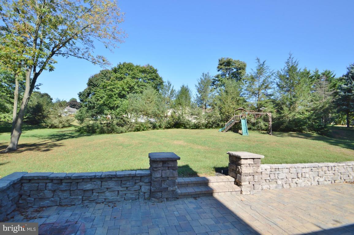 1048 Rife Run Road Manheim, PA 17545 - Photo 18 of 22
