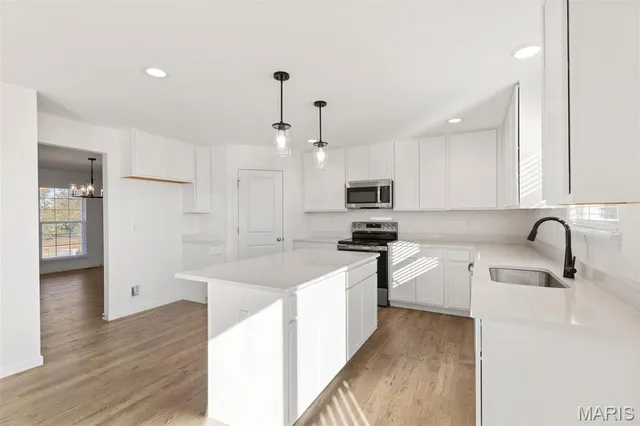 $459,470 | 4609 Bella Terra Drive, Imperial, MO 63052