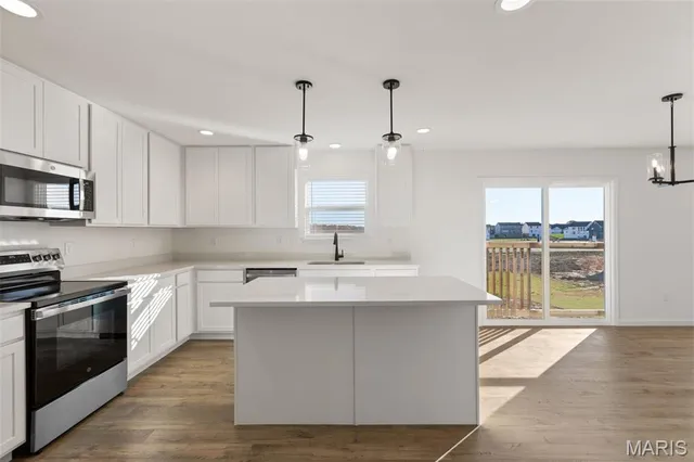 $459,470 | 4609 Bella Terra Drive, Imperial, MO 63052