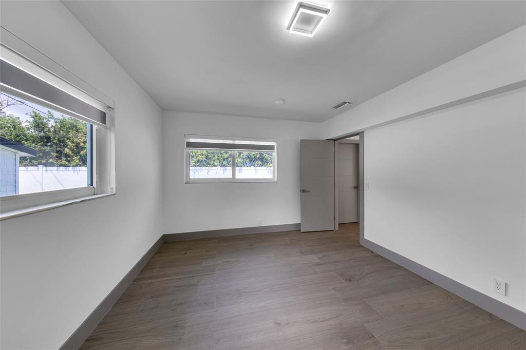 3231 Northeast 27th Terrace Lighthouse Point, FL 33064 - Photo 21 of 41 4th bedroom/ office