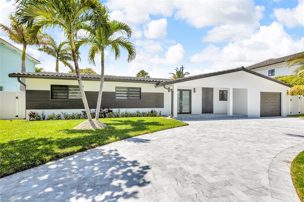 3231 Northeast 27th Terrace Lighthouse Point, FL 33064 - Photo 34 of 41