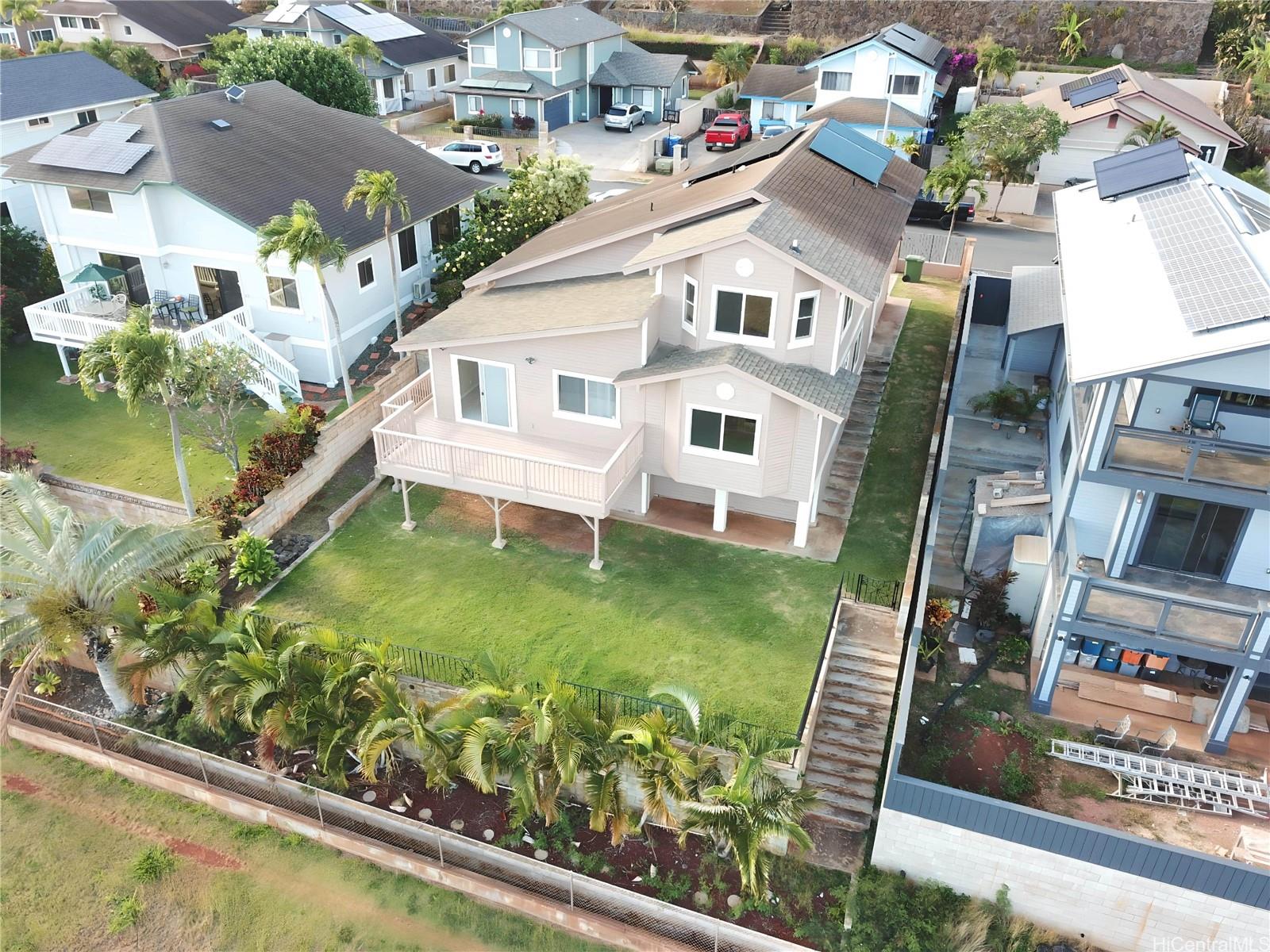 92-6018 Kalemakapii Street Kapolei, HI 96707 - Photo 3 of 23