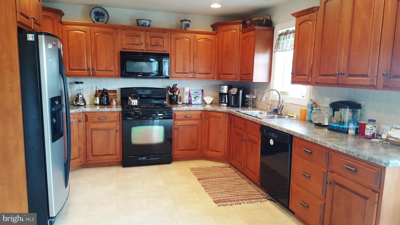 531 Oak Lane Lititz, PA 17543 - Photo 9 of 26