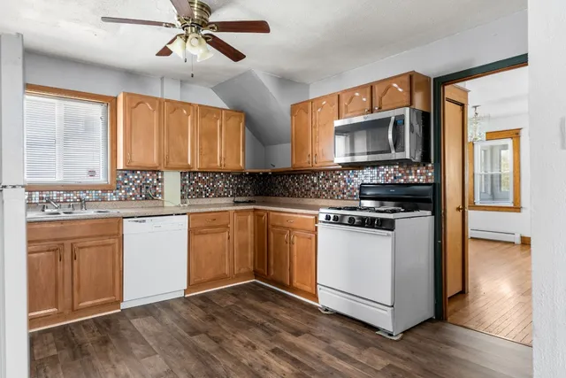 $249,000 | 136 Melbourne Street, Vestal, NY 13850