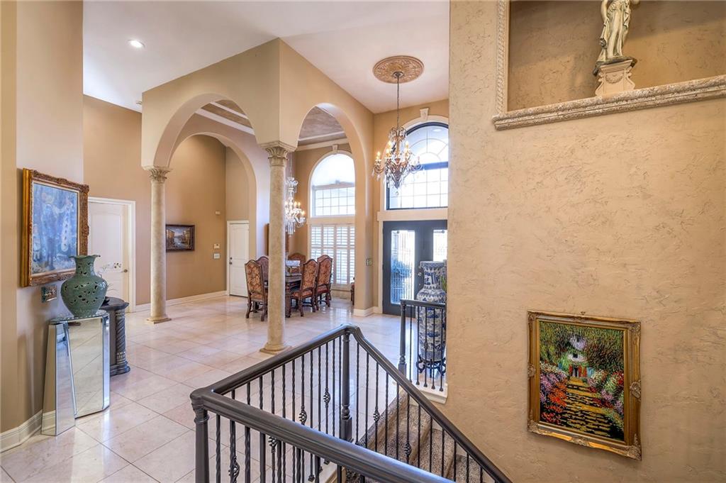 9002 Pine Street Lenexa, KS 66220 - Photo 11 of 90