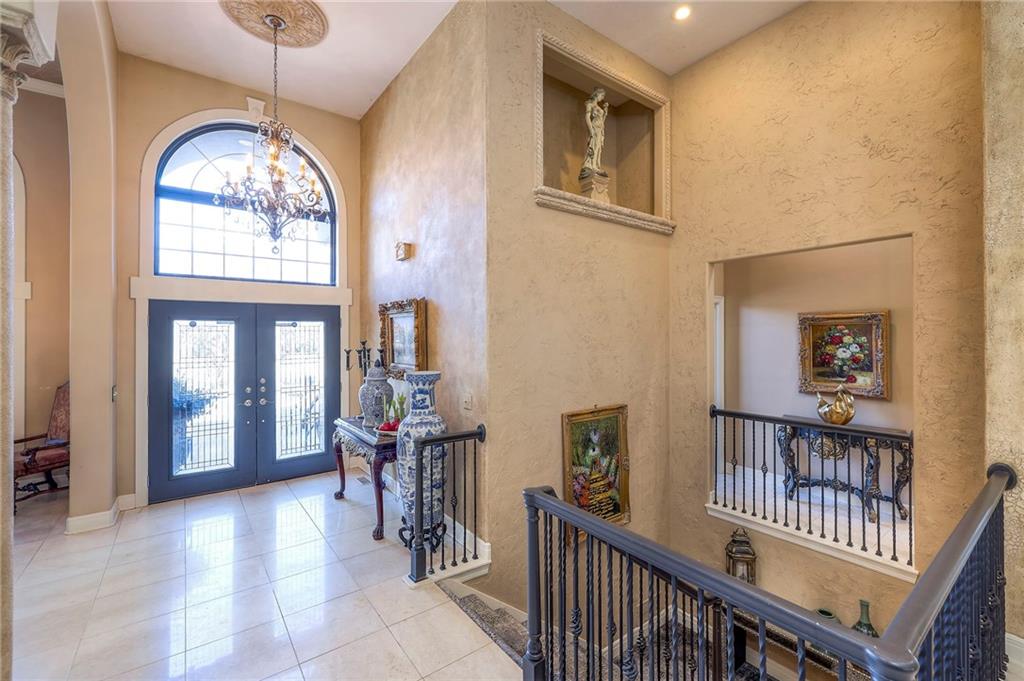 9002 Pine Street Lenexa, KS 66220 - Photo 12 of 90