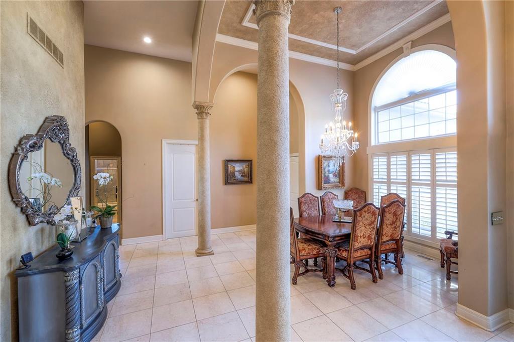 9002 Pine Street Lenexa, KS 66220 - Photo 13 of 90