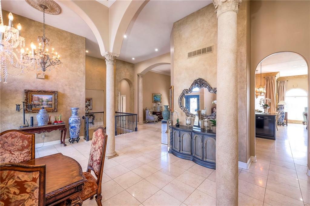 9002 Pine Street Lenexa, KS 66220 - Photo 17 of 90