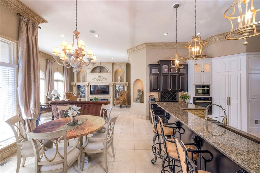 9002 Pine Street Lenexa, KS 66220 - Photo 24 of 90