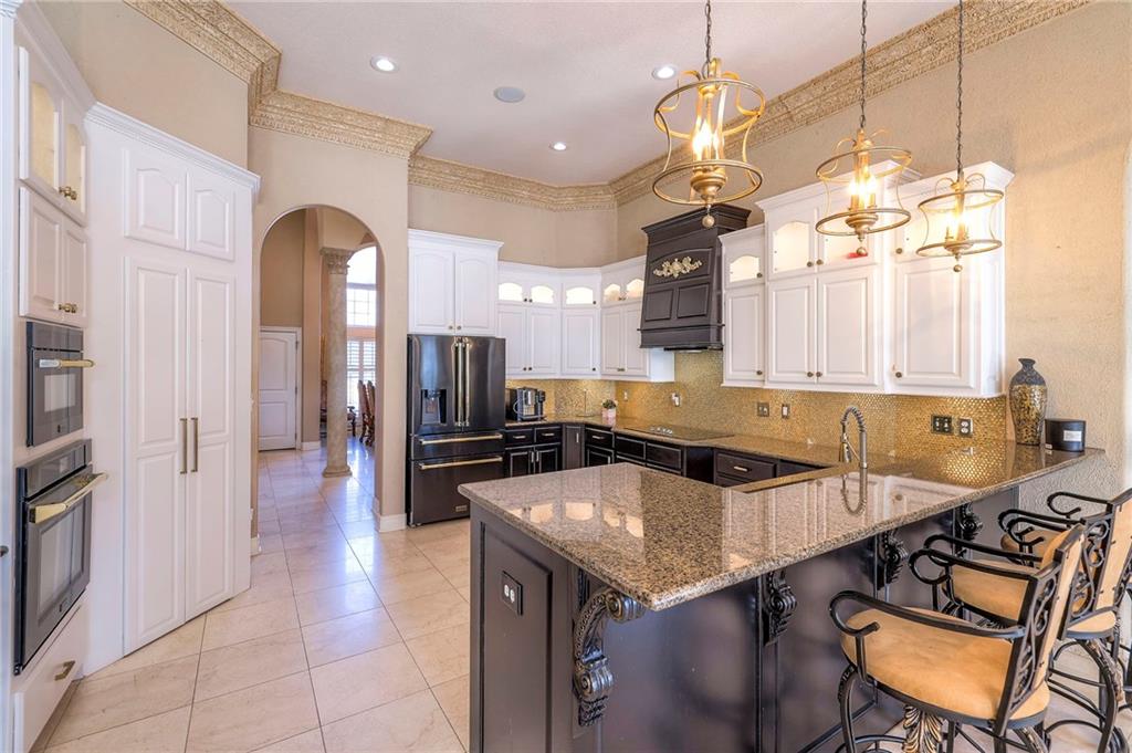 9002 Pine Street Lenexa, KS 66220 - Photo 30 of 90