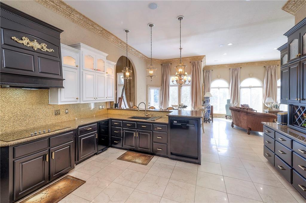 9002 Pine Street Lenexa, KS 66220 - Photo 33 of 90