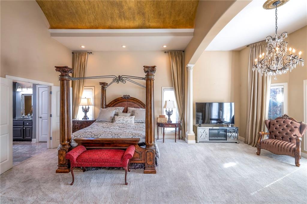 9002 Pine Street Lenexa, KS 66220 - Photo 39 of 90