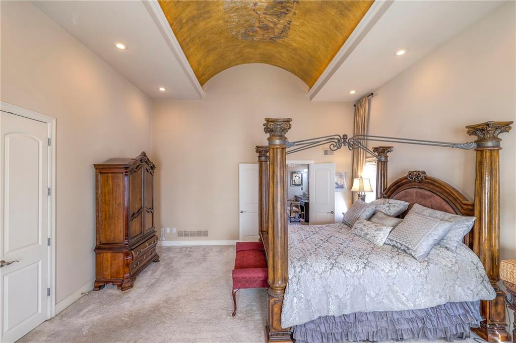 9002 Pine Street Lenexa, KS 66220 - Photo 41 of 90