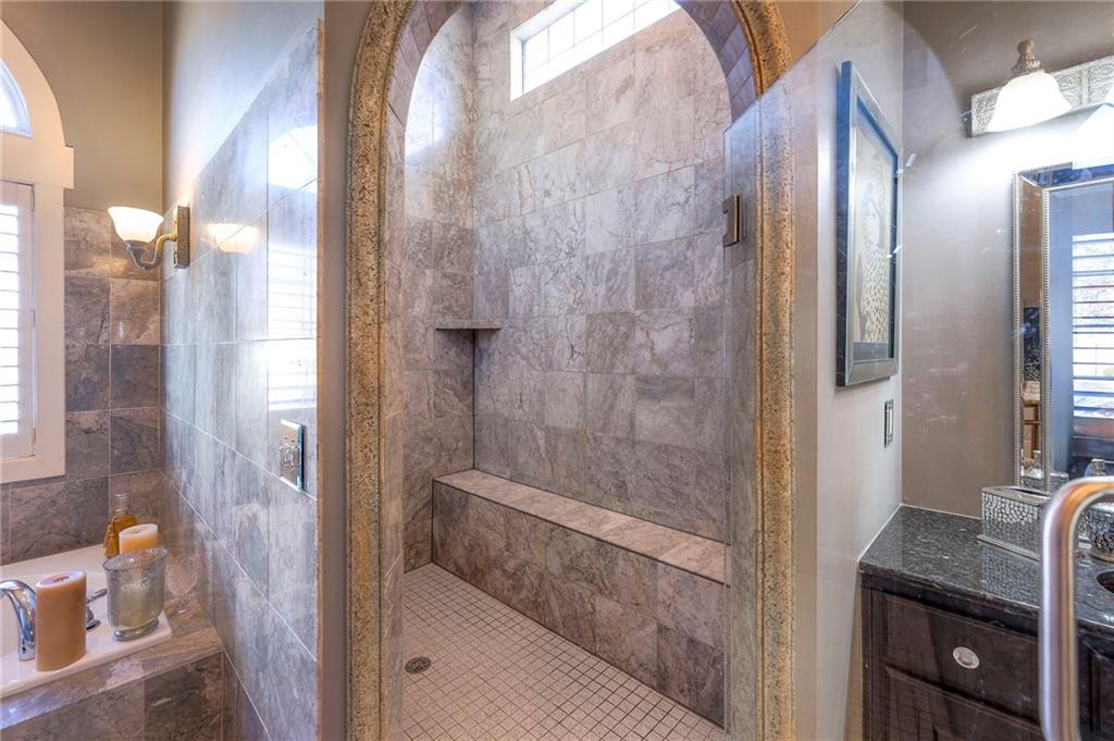 9002 Pine Street Lenexa, KS 66220 - Photo 51 of 90