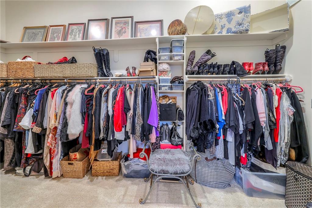 9002 Pine Street Lenexa, KS 66220 - Photo 53 of 90