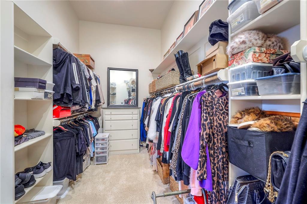 9002 Pine Street Lenexa, KS 66220 - Photo 54 of 90