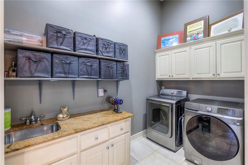 9002 Pine Street Lenexa, KS 66220 - Photo 60 of 90