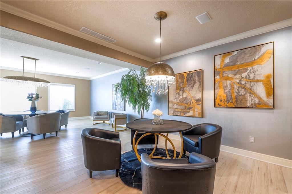 9002 Pine Street Lenexa, KS 66220 - Photo 76 of 90