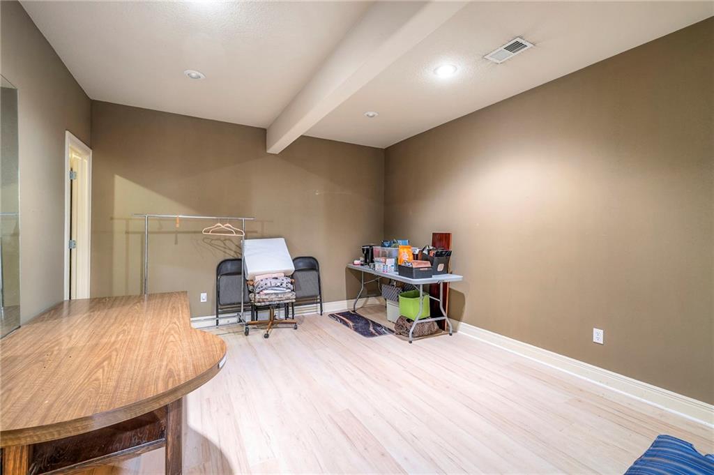 9002 Pine Street Lenexa, KS 66220 - Photo 84 of 90