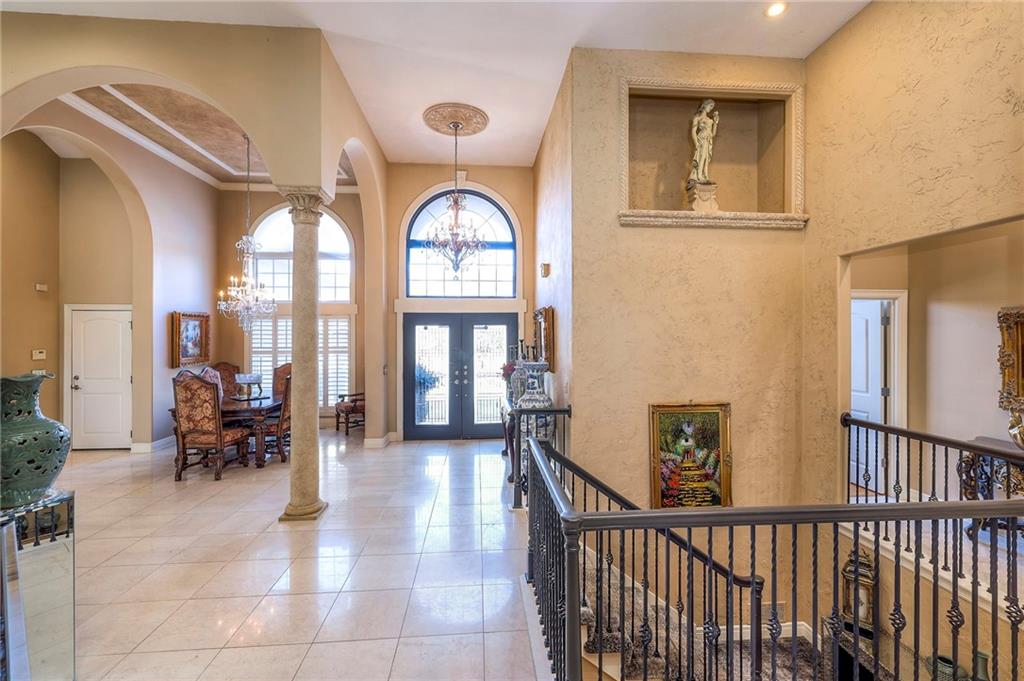 9002 Pine Street Lenexa, KS 66220 - Photo 10 of 90