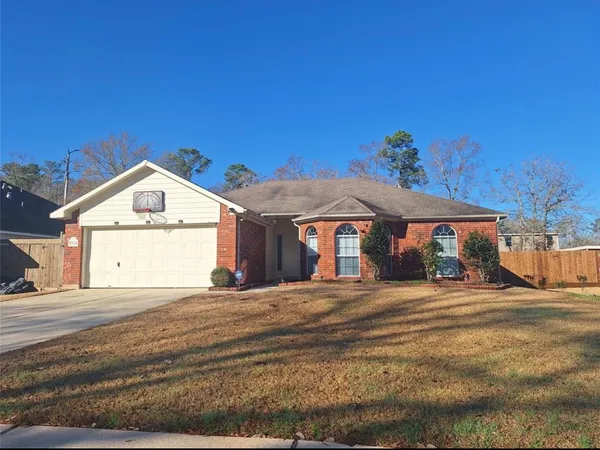 $1,800 | 17124 Gleneagle Drive South, Conroe, TX 77385