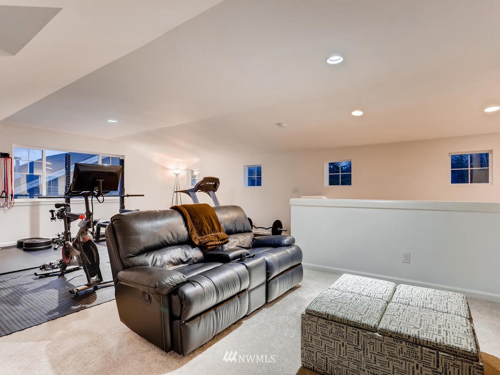 844 Mount Baker Place Northeast Renton, WA 98059 - Photo 25 of 34 Gallery Image 25