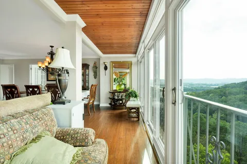 $480,000 | 1414 Continental Drive, Unit 1201, Chattanooga, TN 37405