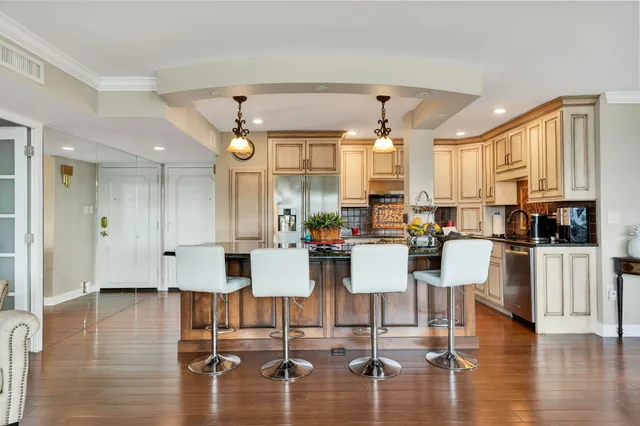 $480,000 | 1414 Continental Drive, Unit 1201, Chattanooga, TN 37405